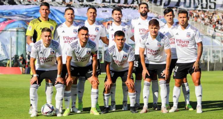 Colo Colo en su duelo ante Unión Española.