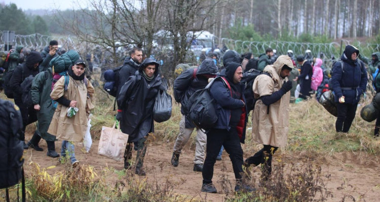 Crisis migratoria en Polonia: escala el caos y la tensión en frontera con Bielorrusia