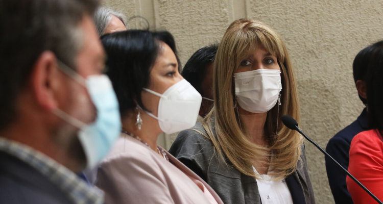 Presidenta del Senado, Ximena Rincón (DC), da cuenta de conformación para comisión mixta del cuarto retiro.