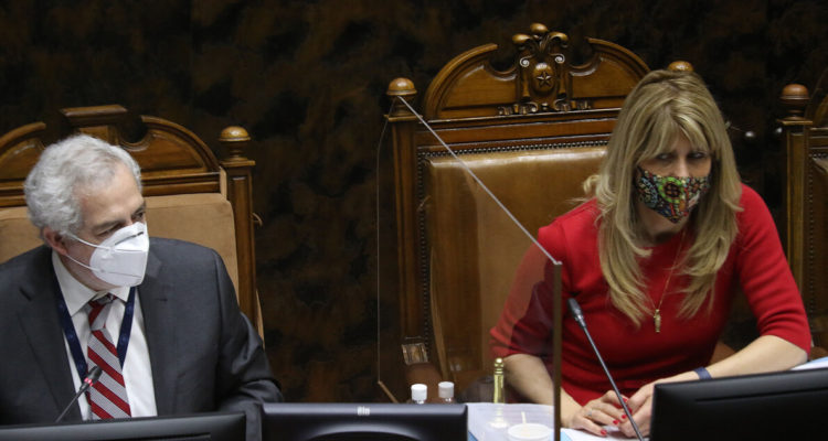 Senado definirá este martes fecha para votar cuarto retiro