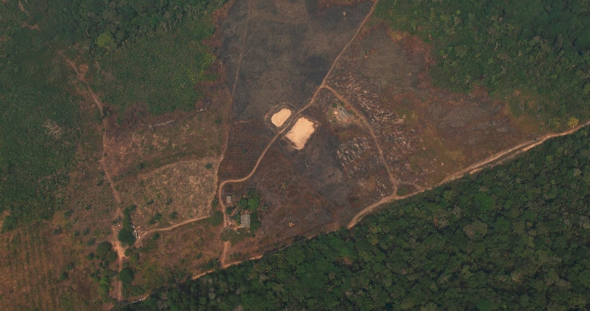 Área deforestada en Amazonía de Brasil.