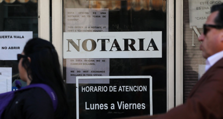 Estafa de vehículos en Rancagua: notario autoriza tres mandatos ante una persona que estaba presa