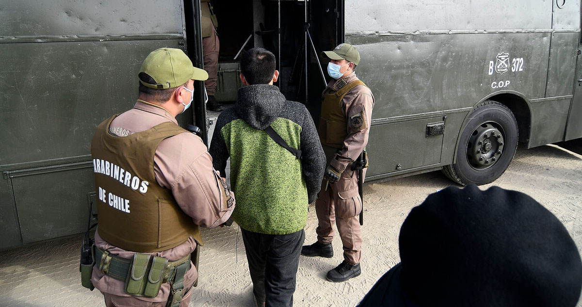 Detienen a 7 personas por portonazos