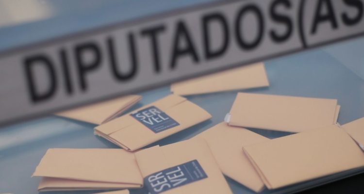 Candidatos arrastrados por sus compañeros de lista