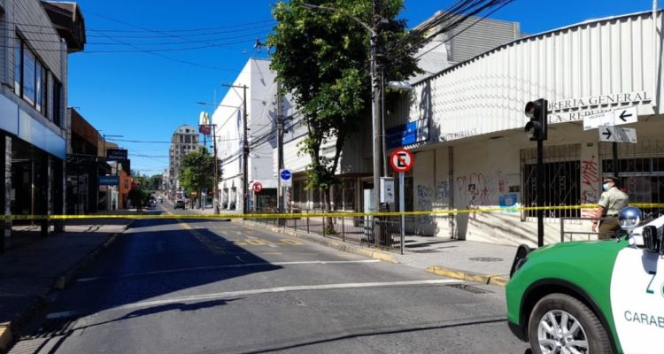 Evacúan mall de Los Ángeles