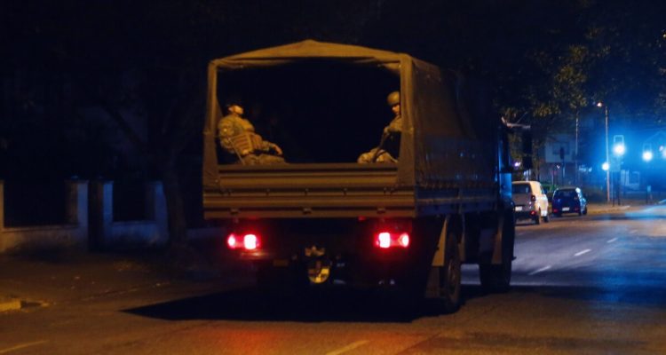 Formalizan a 5 miembros del Ejército por brutal golpiza cometida durante el estallido social