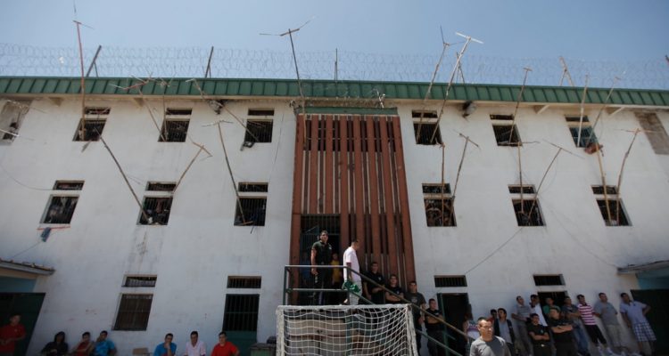 Gendarmería deberá tomar medidas para que internos de Colina II con derecho a voto puedan sufragar