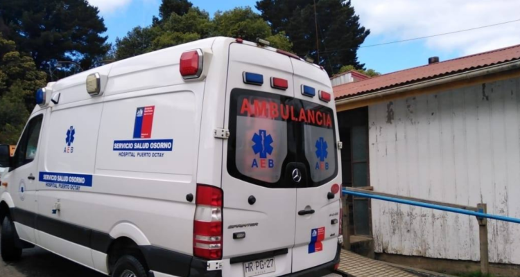 Ambulancia estacionada