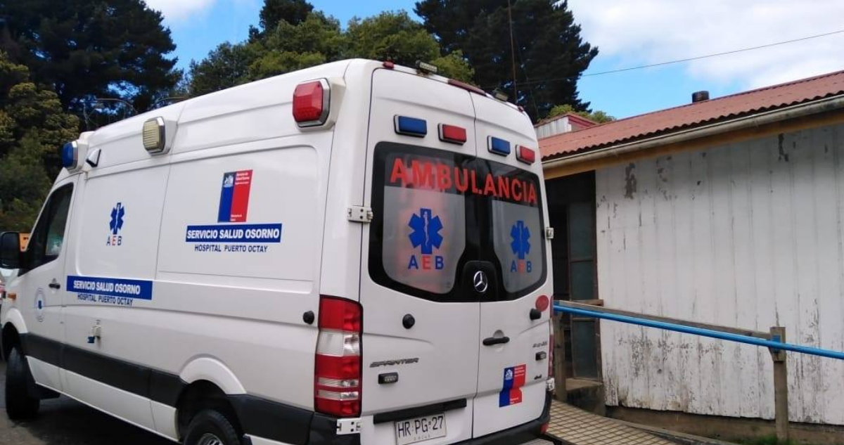 Ambulancia estacionada