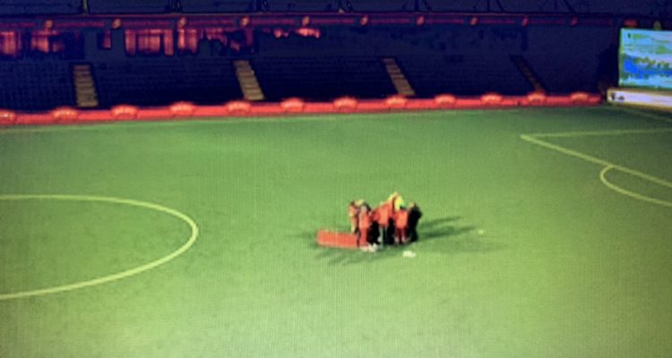 Un jugador tuvo un colapso a los 12 minutos en Noruega