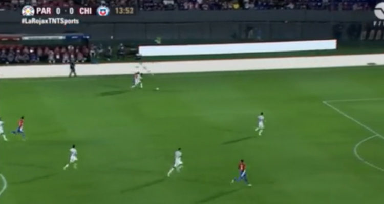 Eugenio Mena vs Paraguay.