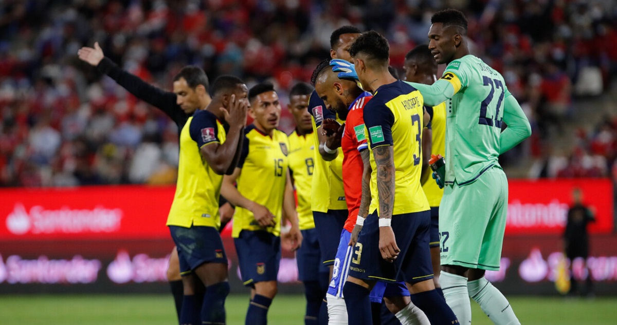 La Roja sufre con Ecuador en San Carlos