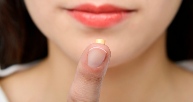 Laboratorio dice que no ha recibido queja por anticonceptivo defectuoso: ISP revisó planta el jueves