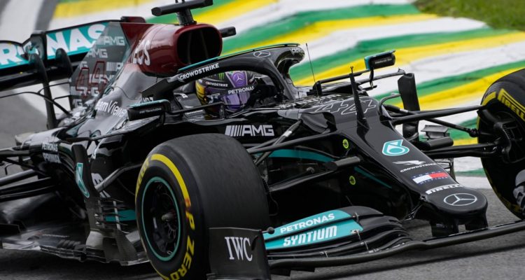 Lewis Hamilton penalizado para la sprint en GP de Brasil