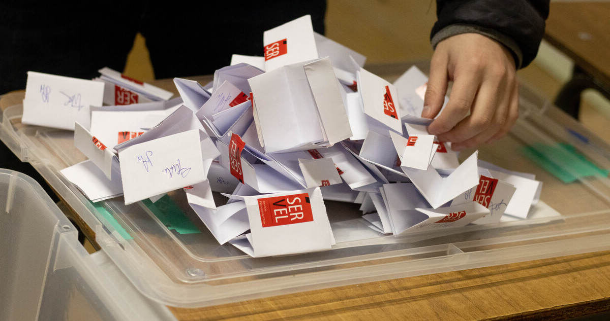 se acabaron las encuestas: ley prohíbe difusión de sondeos 15 días antes de de elecciones