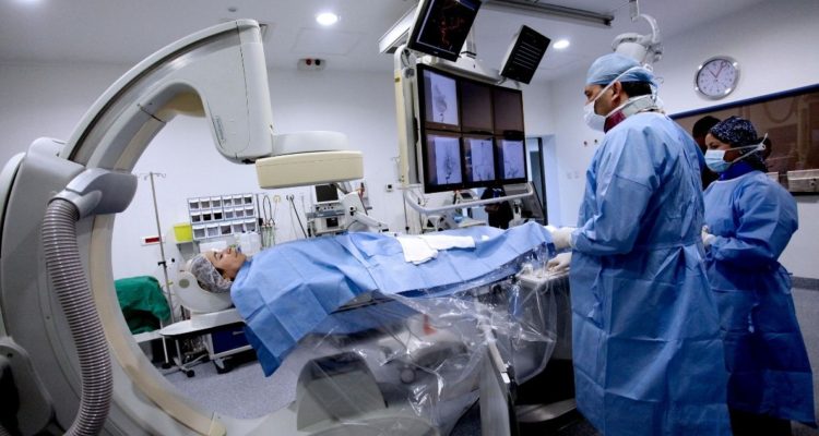 Listas de espera para especialidades médicas llega a casi 2 millones