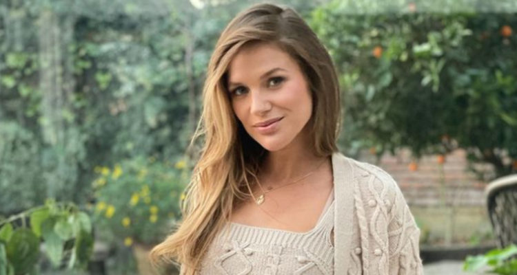 La actriz compartió una postal en sus últimas semanas de embarazo