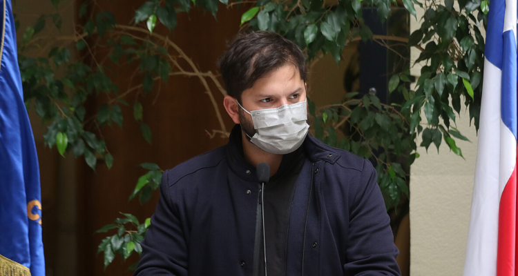 Boric-descarta-atendido-hospital-fake-news