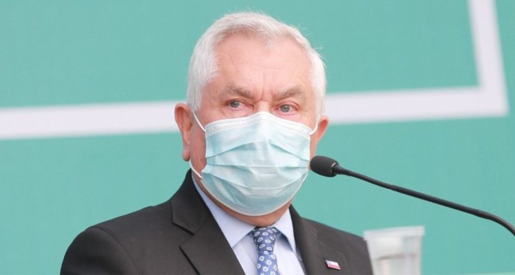 Minsal informa 2.252 casos nuevos