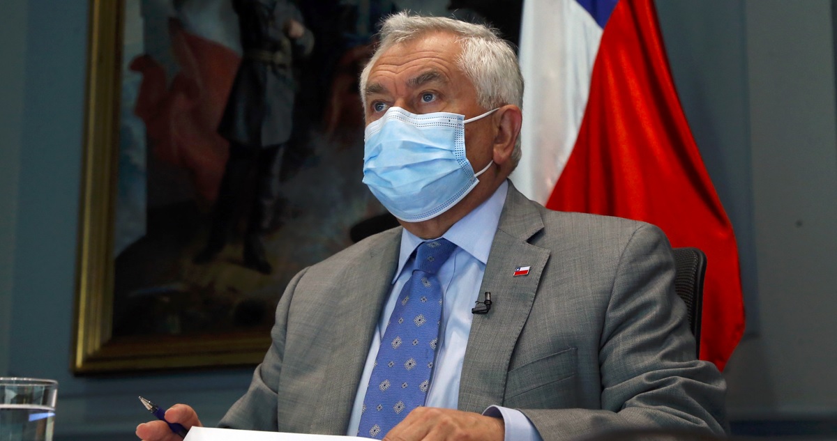 El ministro de Salud de Chile, doctor Enrique Paris.