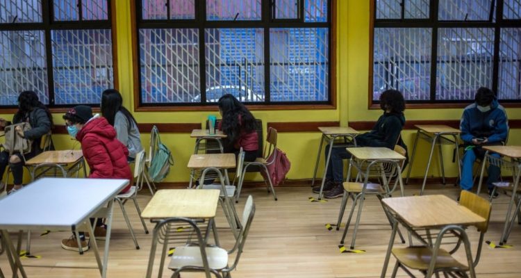 Clases presenciales: Mineduc informa retorno desde marzo de 2022