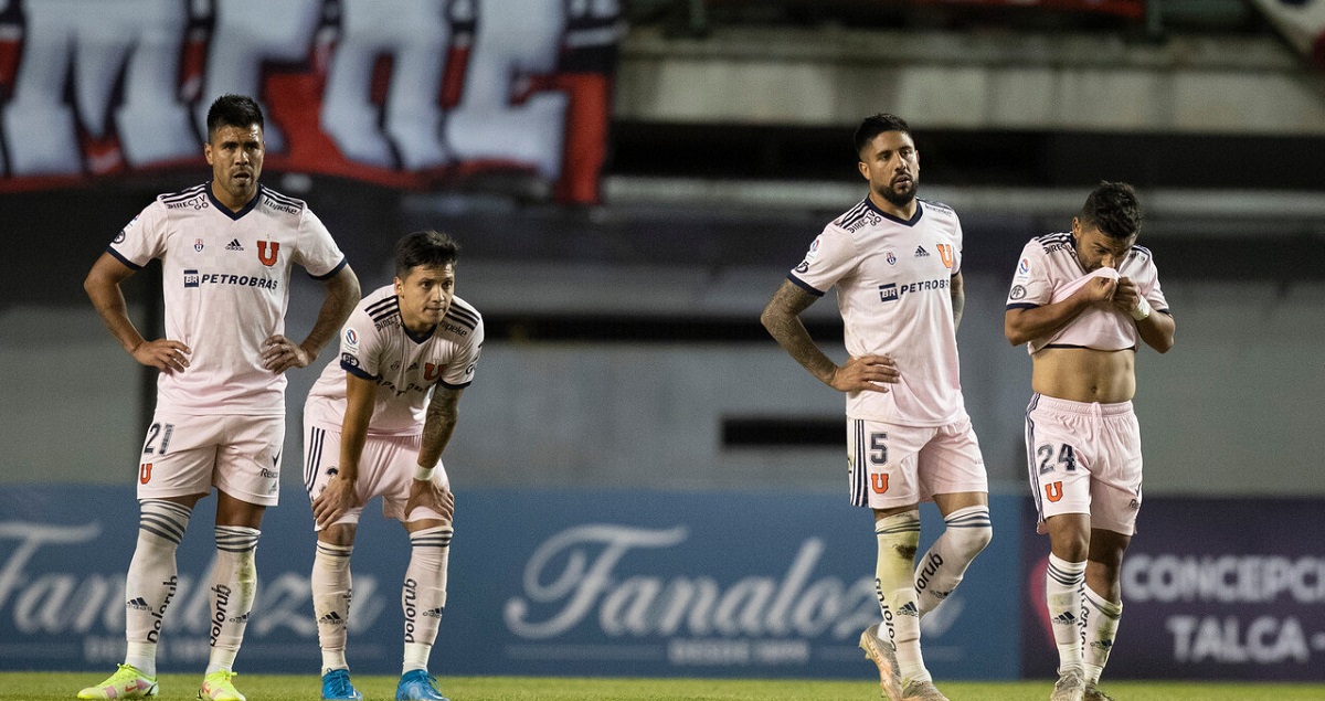 Ñublense hundió a La U en Chillán.