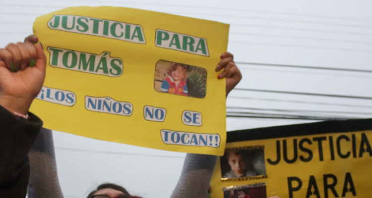 Pancarta por caso Tomás Bravo