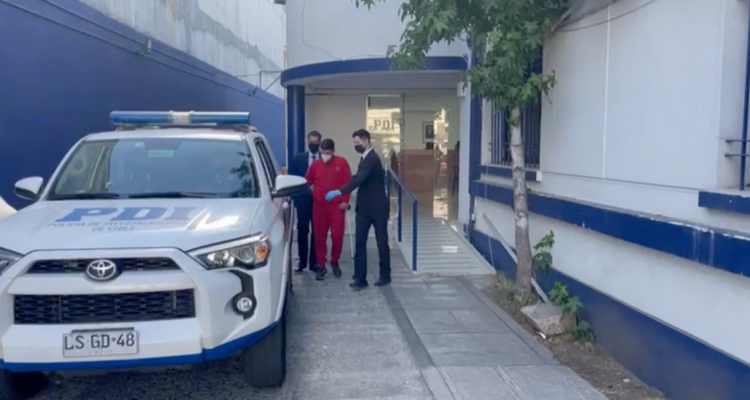 Detienen a acusado de asesinato cometido en feria de Puente Alto: estaba escondido en el Maule