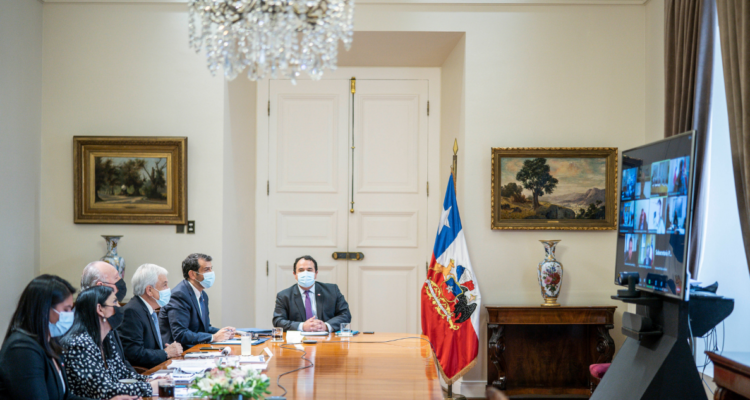 Sebastián Piñera en reunión