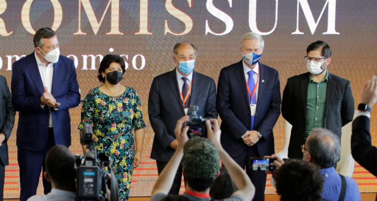 ¿Qué proponen los candidatos a presidente de Chile para cambiar tres décadas de neoliberalismo?