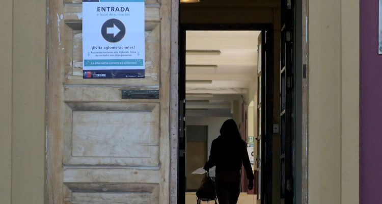 Mineduc publica lista de grupos para la rendición de la Prueba de Transición entre el 6 y 10 de diciembre