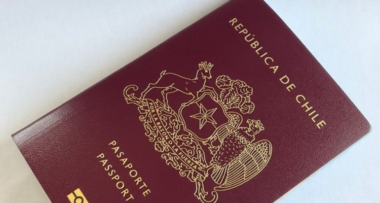 readjudica licitación de cédulas y pasaportes