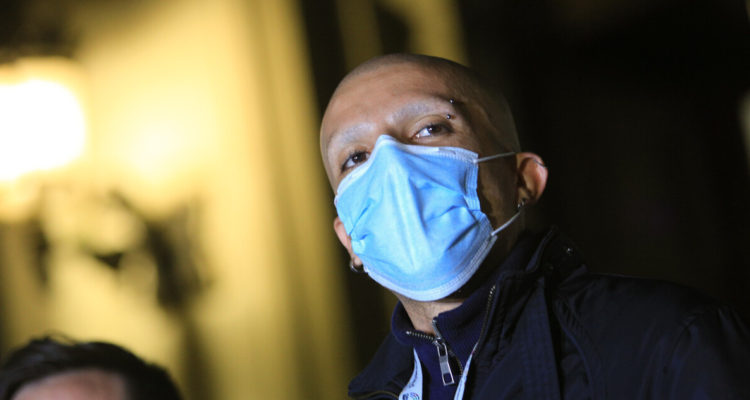 Abogado de Rojas Vade apunta al Congreso por proyecto que le permitiría renunciar a la Convención