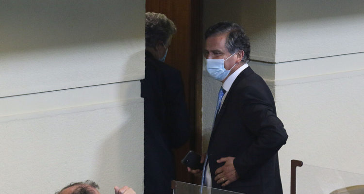 Sabag rompe silencio tras sumario sanitario: “Ninguna autoridad puede impedir que entre al Congreso”