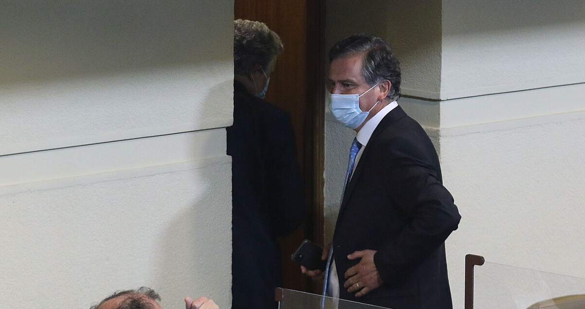 Sabag rompe silencio tras sumario sanitario: “Ninguna autoridad puede impedir que entre al Congreso”
