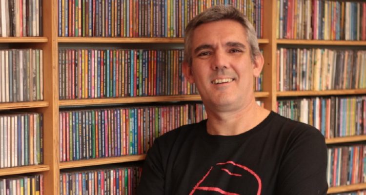 Sebastián Milos, candidato a  Diputado por el Distrito 10 , S. M. (c)