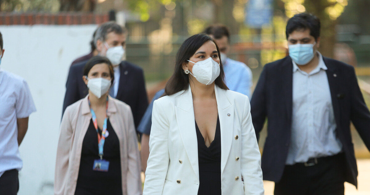 Izkia Siches renuncia a presidencia del Colegio Médico