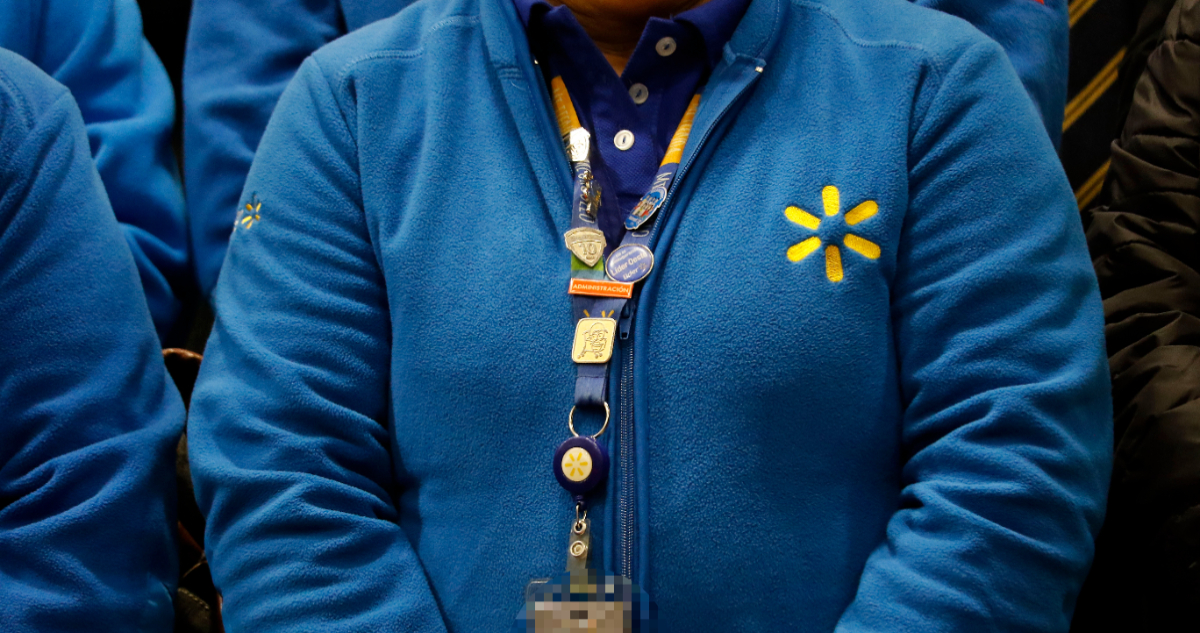 Sindicato de trabajadores se reúnen con la DT tras medida de Walmart: \
