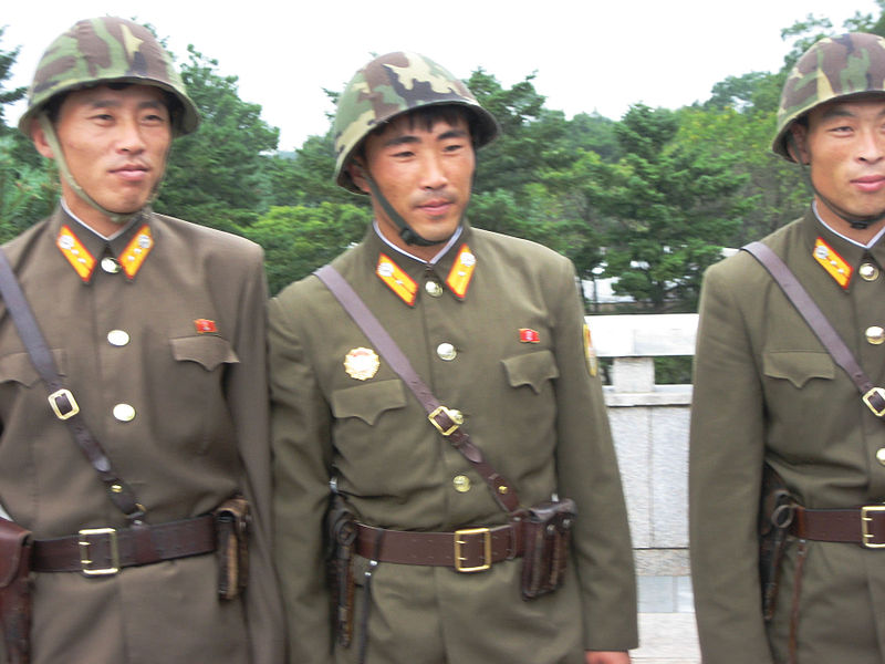 Soldados norcoreanos en Panmunjom