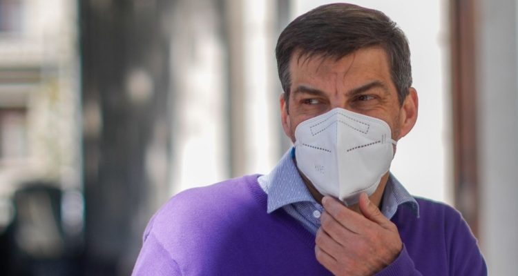 Stingo se disculpa con Cadem