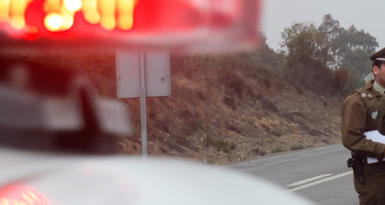 Roban camioneta y pertenencias a trabajadores de la salud en Ercilla.