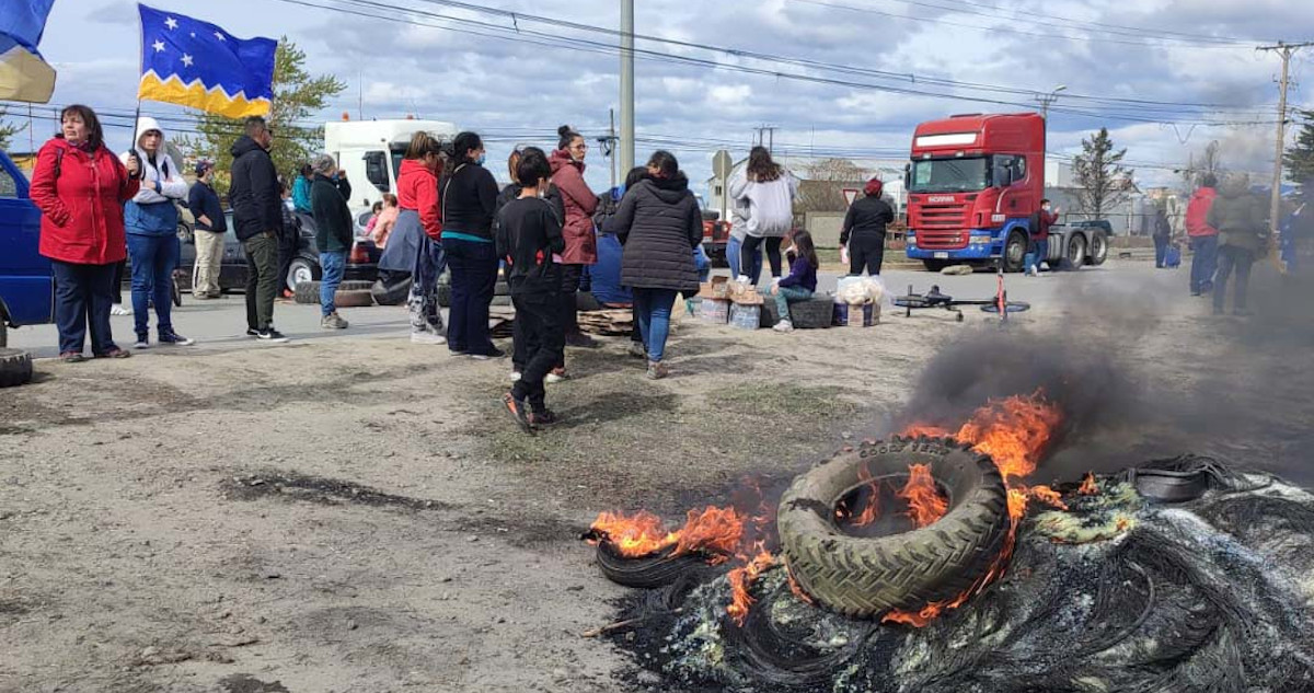 PUNTA ARENAS : Protesta por el alza de combustibles