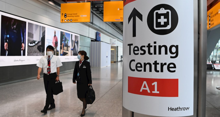 Testeo de covid-19 en aeropuertos