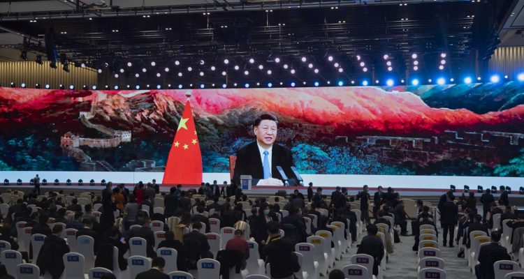 El presidente chino Xhi Jinping dando un discurso.
