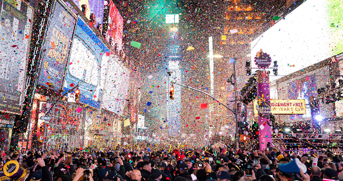 Alcalde de Nueva York advierte que podría cancelar celebraciones de Año Nuevo por avance de variante covid Ómicron