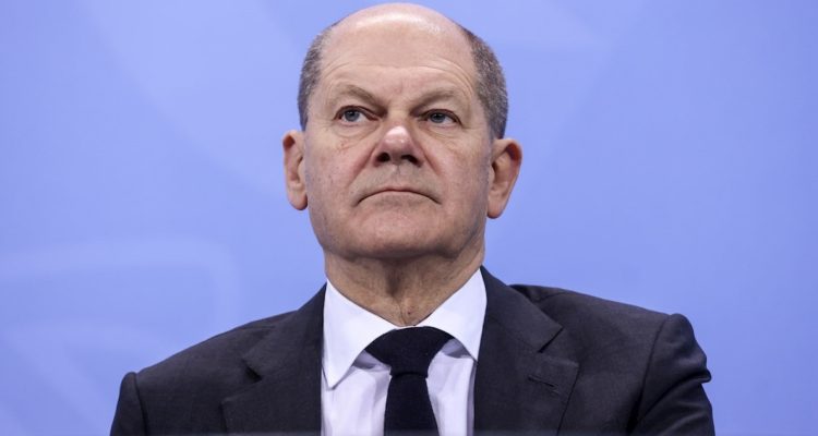 Olaf Scholz.