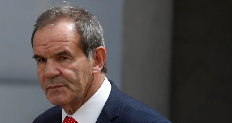 Canciller Allamand descartó “inconveniente” por apoyo de Bachelet a Boric