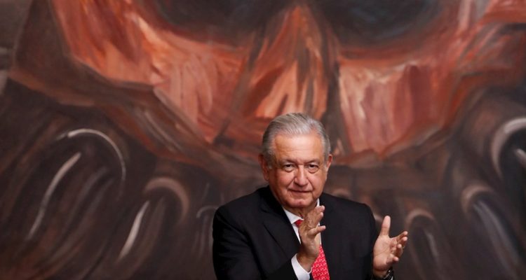AMLO.