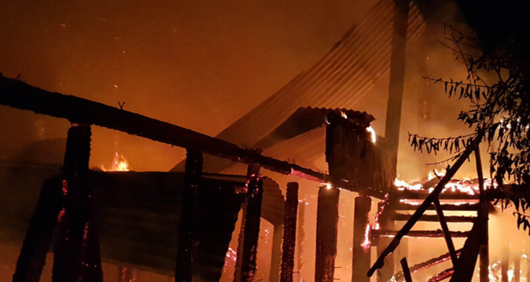 Ataque incendiario en Cañete.