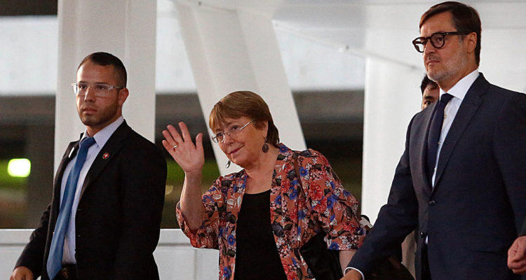 Michelle Bachelet se define: “Yo voy a votar por Gabriel Boric”